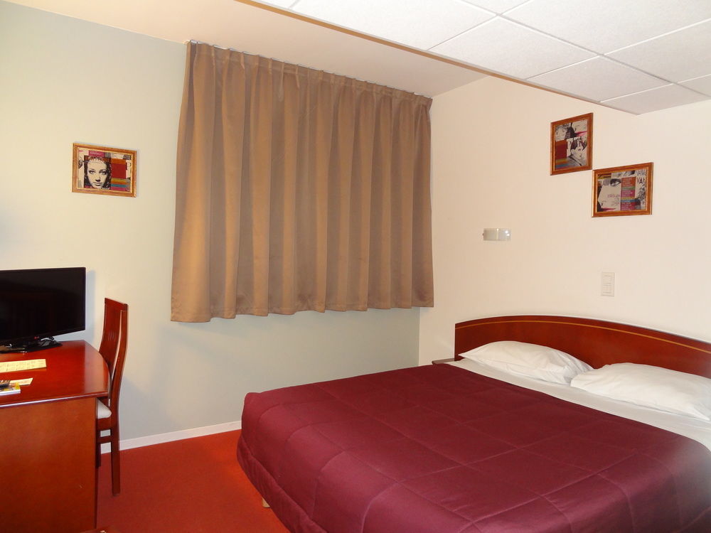 Cit'Hotel de la Marne Tarbes Exterior foto