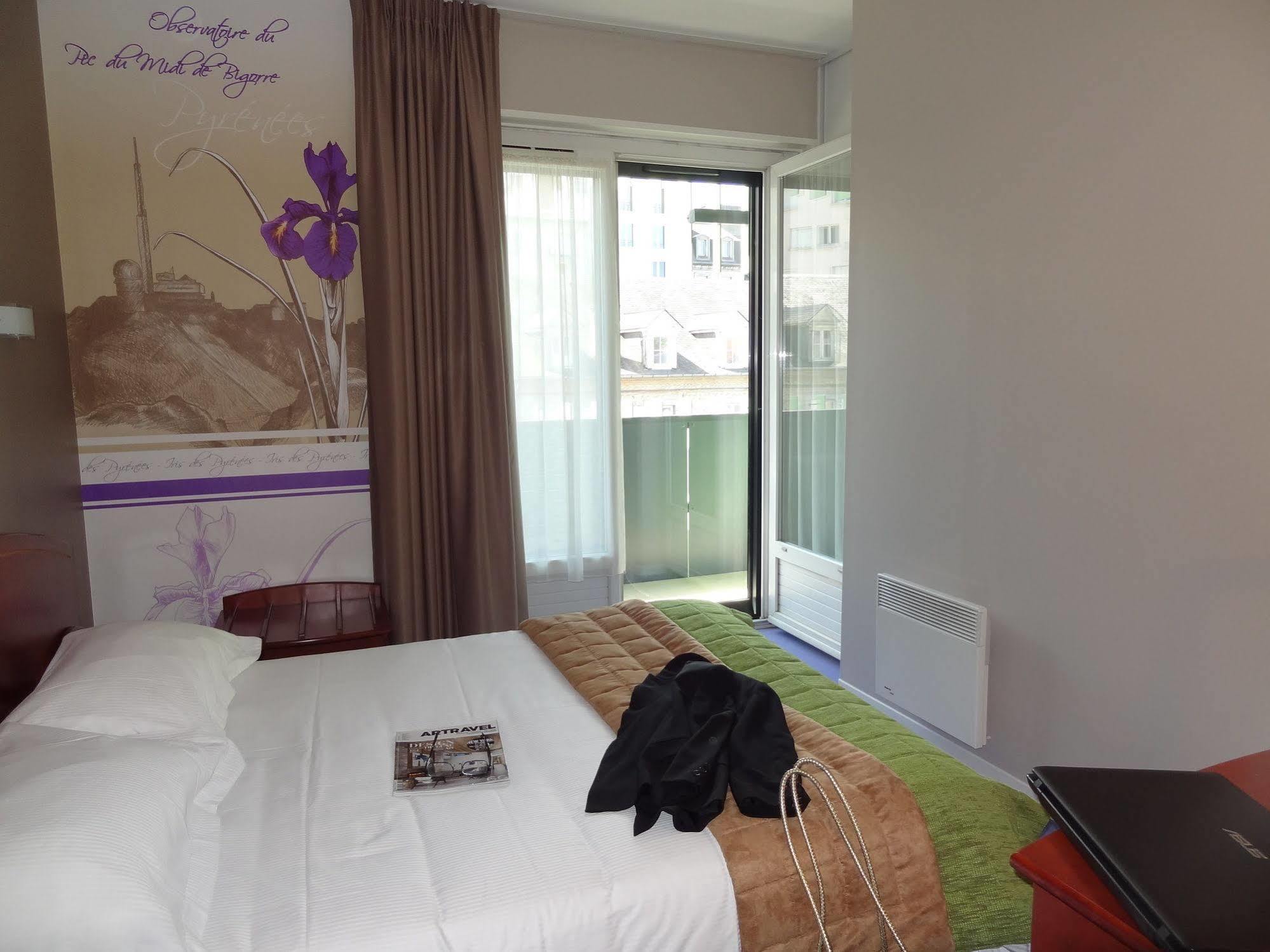 Cit'Hotel de la Marne Tarbes Exterior foto